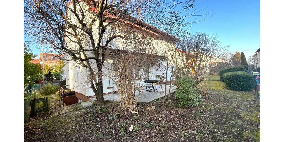 Einfamilienhaus Ditzingen - 9 Zimmer, 225 m&sup2;, 695.000&euro; | Angebot:25469641