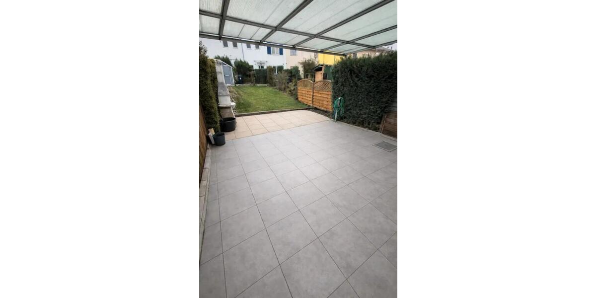 Reihenhaus Esslingen am Neckar Pliensauvorstadt - 4.5 Zimmer, 115 m&sup2;, 1.590&euro; | Angebot:26037582