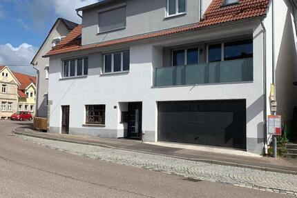 Wohnung Sachsenheim - 4 Zimmer, 140 m&sup2;, 1.300&euro; | Angebot:26124261