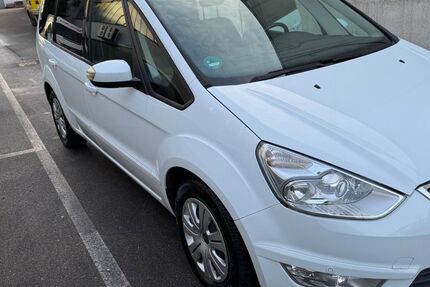 Ford Galaxy 197.000 km 6.700 &euro; Esslingen 73732