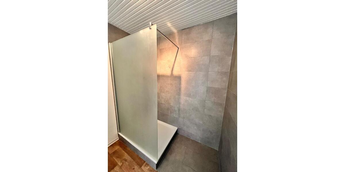 Dachgeschoßwohnung Sachsenheim - 1 Zimmer, 39 m&sup2;, 740&euro; | Angebot:27587418