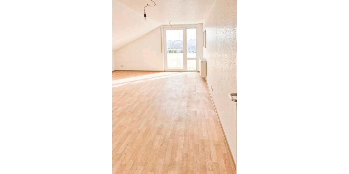 Etagenwohnung Heilbronn - 4 Zimmer, 124 m&sup2;, 1.390&euro; | Angebot:25612138